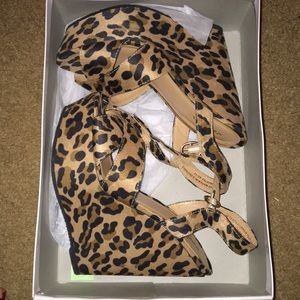 Leopard wedges